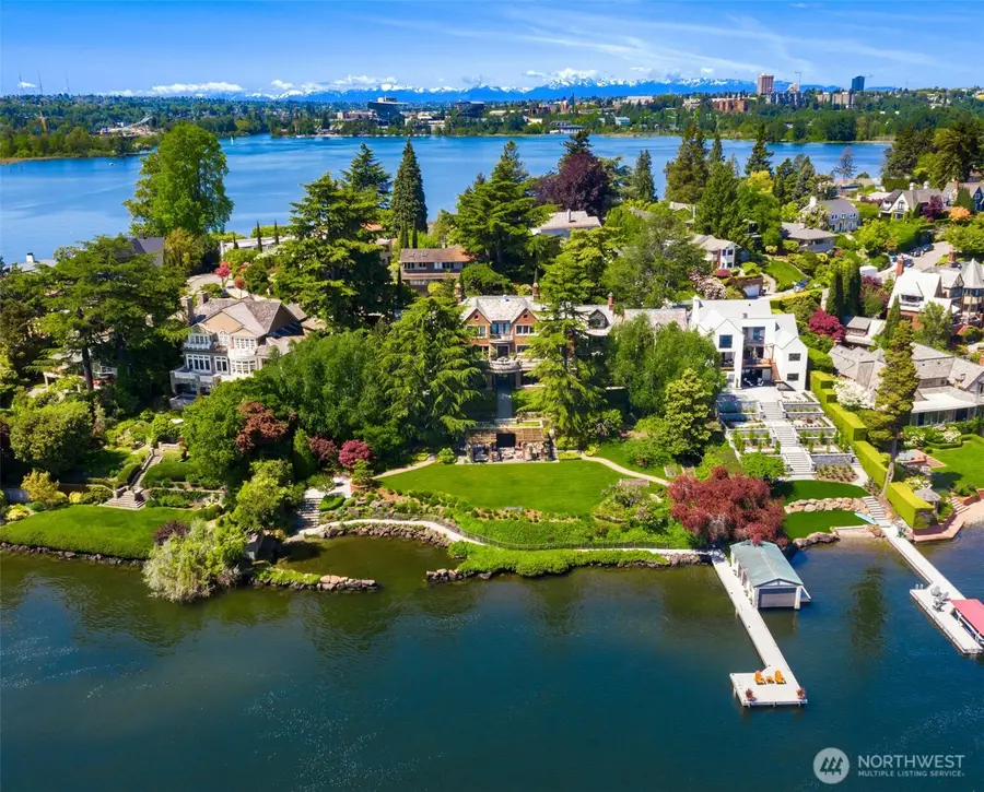 3038 E Laurelhurst Drive Ne, Seattle, WA 98105 - #2