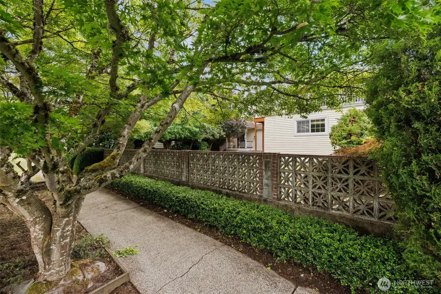 209 I Street Se, Auburn, WA 98002 - #3