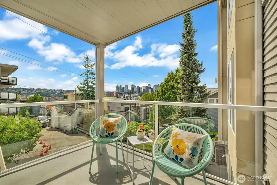 1011 5th Avenue N #201, Seattle, WA 98109 - #2