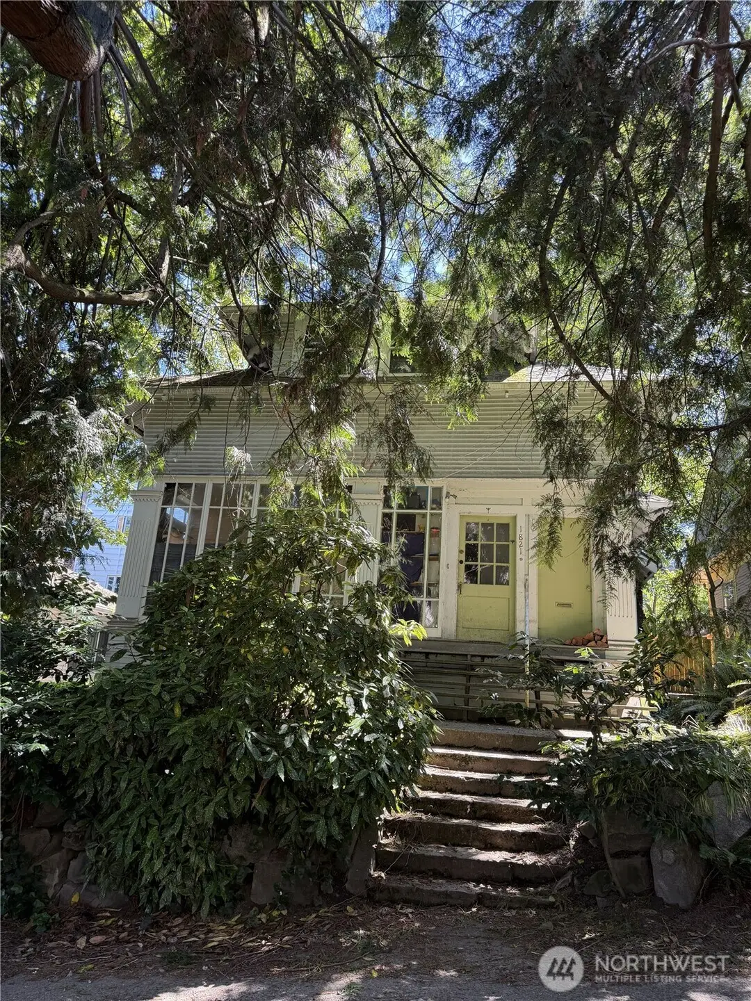 1821 E Howell Street, Seattle, WA 98122 - #1