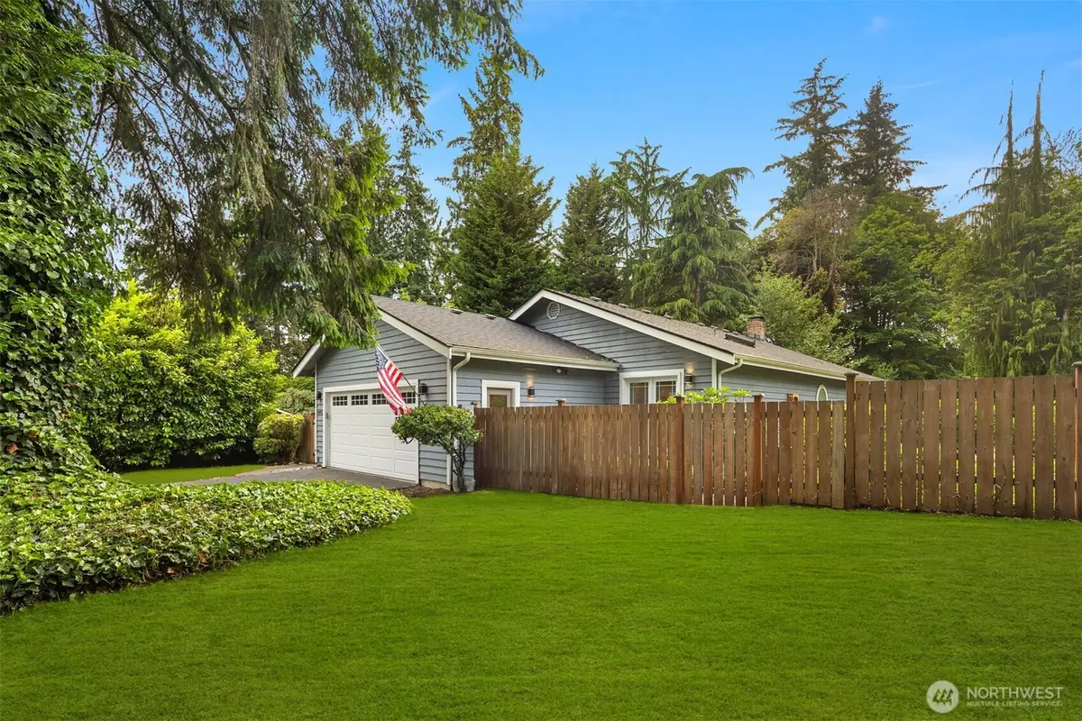 18913 136th Avenue Ne, Woodinville, WA 98072 - #1