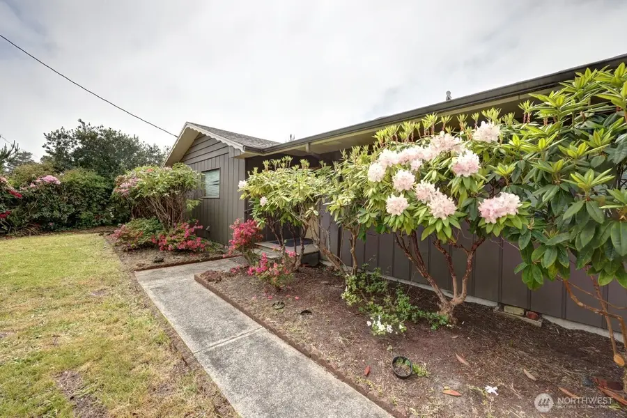 30011 J Place, Ocean Park, WA 98640 - #3