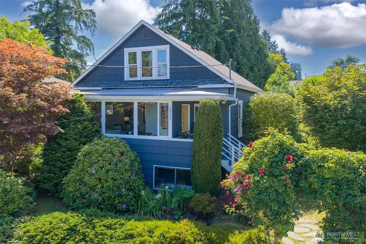 10209 64th Avenue S, Seattle, WA 98178 - #1