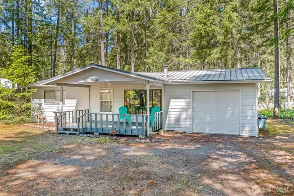 81 N Buckhorn Court, Hoodsport, WA 98548
