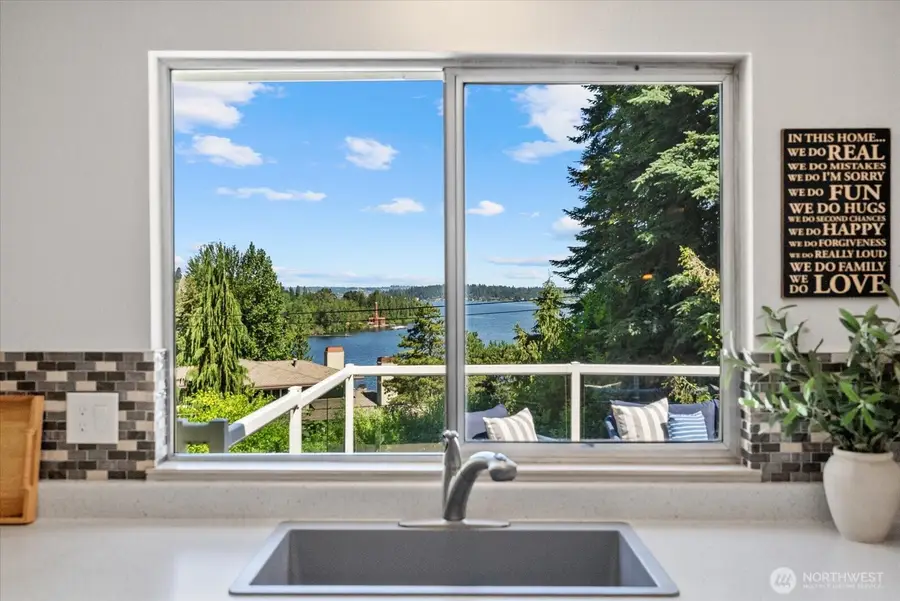 3006 89th Place Se, Mercer Island, WA 98040 - #2