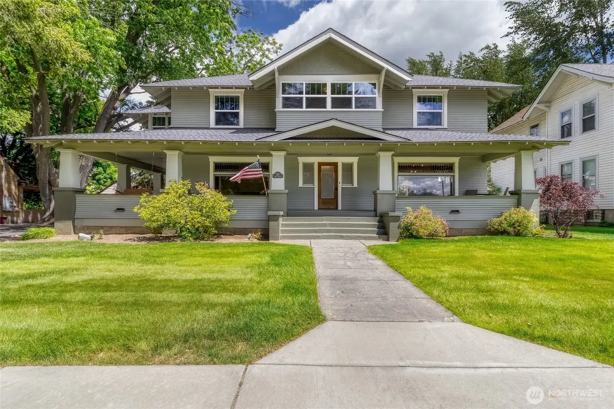 325 Main Street, Waitsburg, WA 99361 - #1