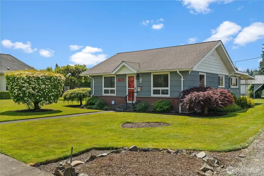 926 6th Avenue Sw, Puyallup, WA 98371 - #2