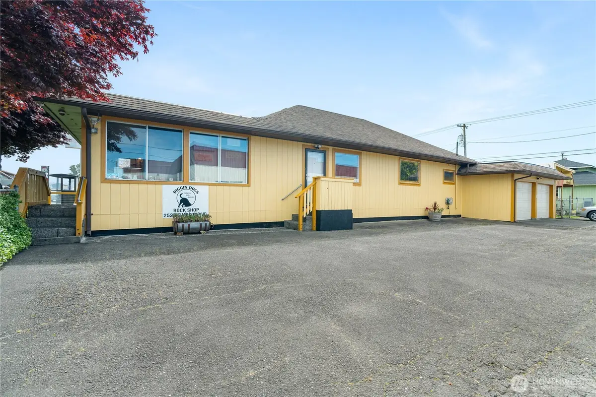 2523 Simpson Avenue, Aberdeen, WA 98520 - #1
