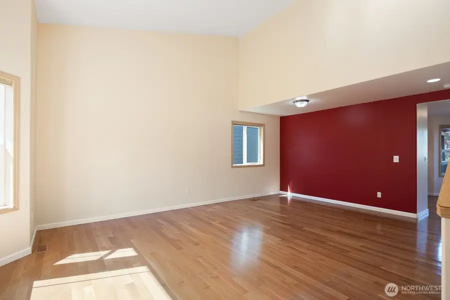 8 80th Drive Ne, Lake Stevens, WA 98258 - #3