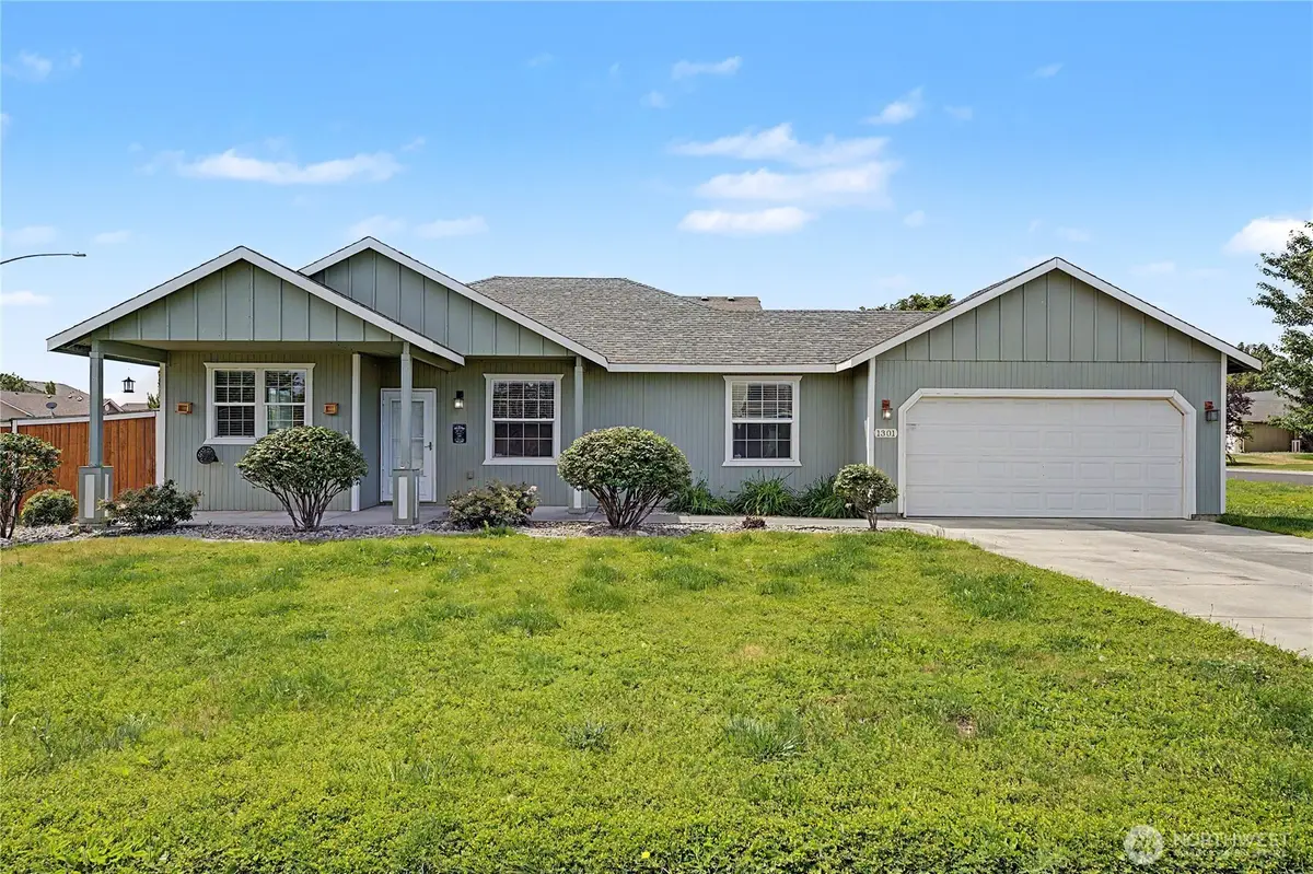1301 W Oregon St, Moses Lake, WA 98837 - #1