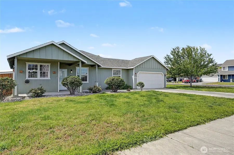 1301 W Oregon St, Moses Lake, WA 98837 - #2
