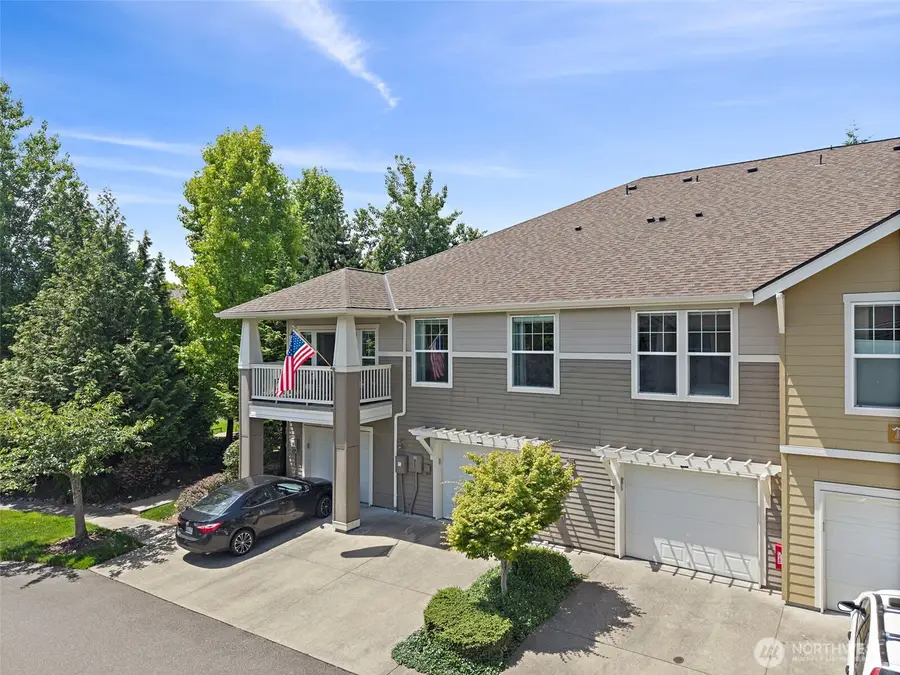 7705 Fairway Avenue Se #204, Snoqualmie, WA 98065 - #3