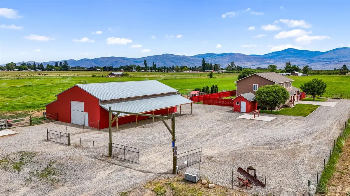 12 S Kirkpatrick Road, Omak, WA 98841 - #1