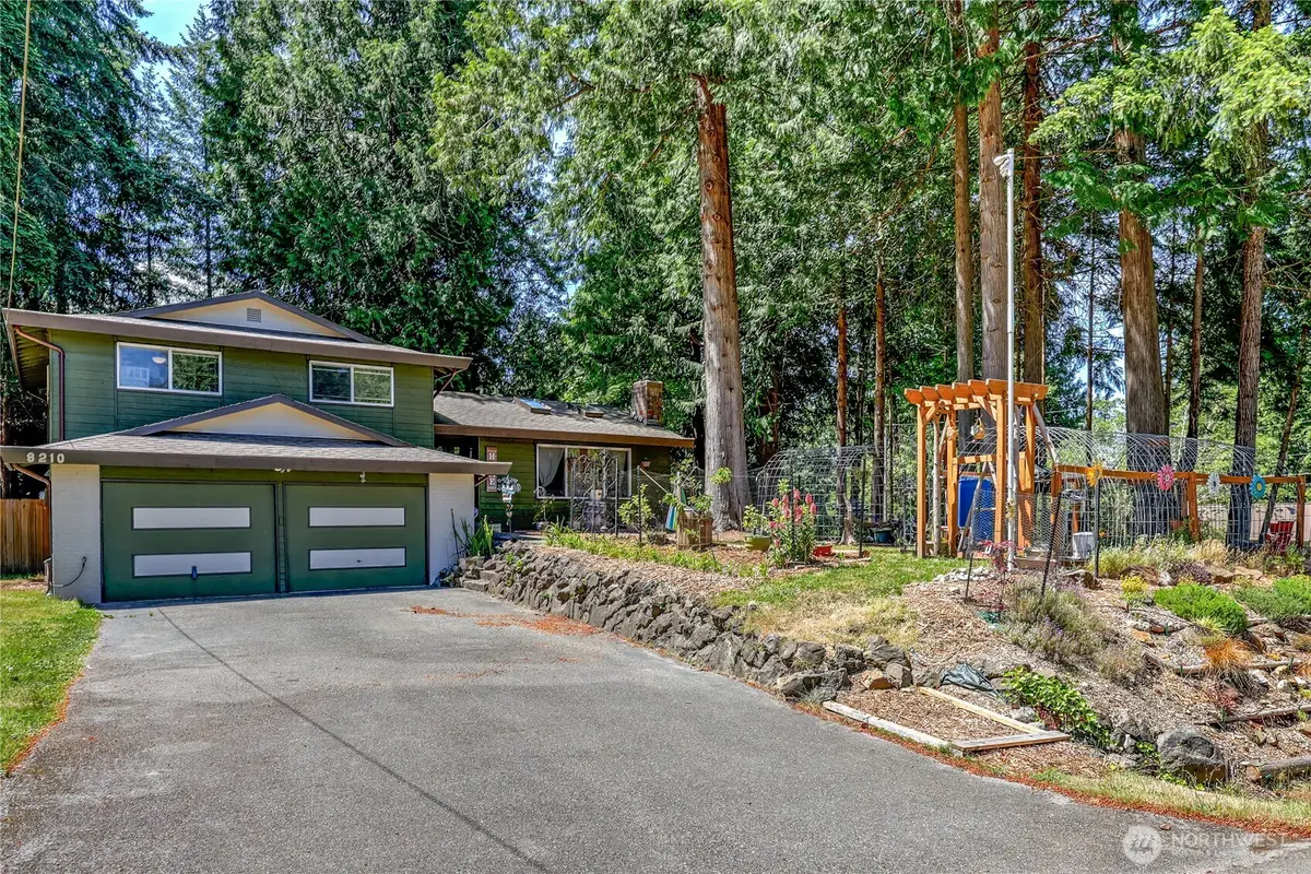 8210 University Point Circle Ne, Bremerton, WA 98311 - #1