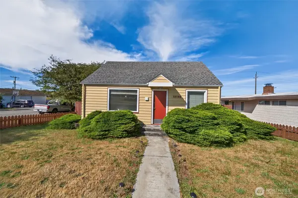 1039 W Sixth Street, Port Angeles, WA 98363