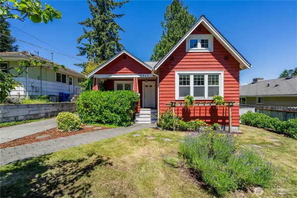 2014 N 143rd Street, Seattle, WA 98133