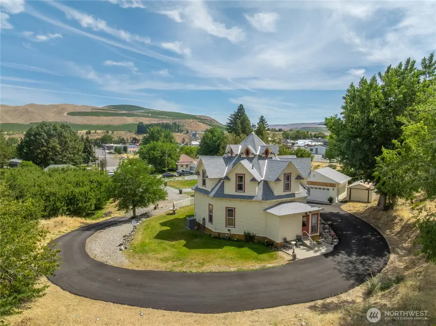 600 12th Street, Bridgeport, WA 98813 - #2