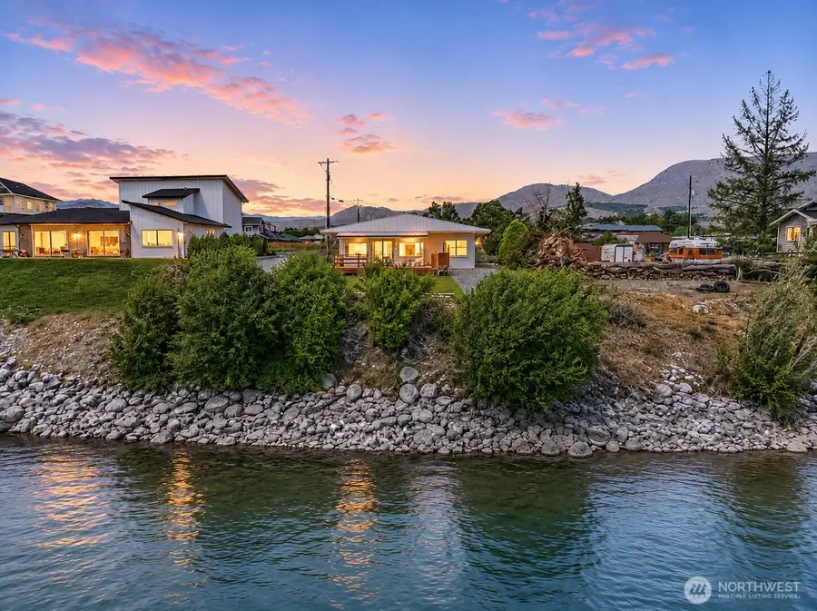 622 S 1st Street, Brewster, WA 98812 - #3
