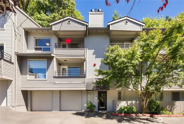 3540 Lake Washington Boulevard Se #210, Bellevue, WA 98006