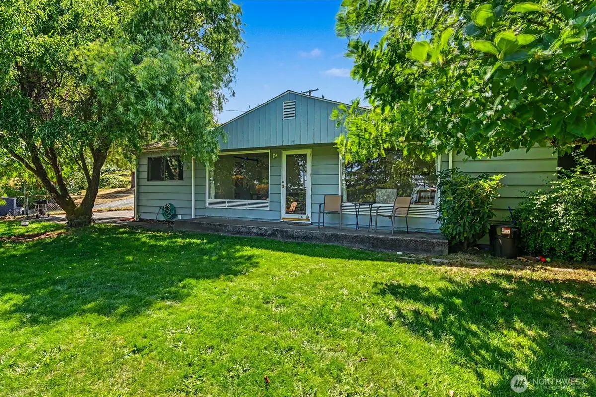5669 Kitsap Way, Bremerton, WA 98312 - #1