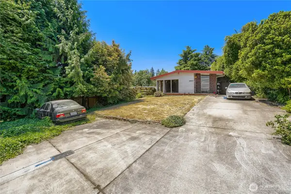 16615 10th Avenue Sw, Burien, WA 98166