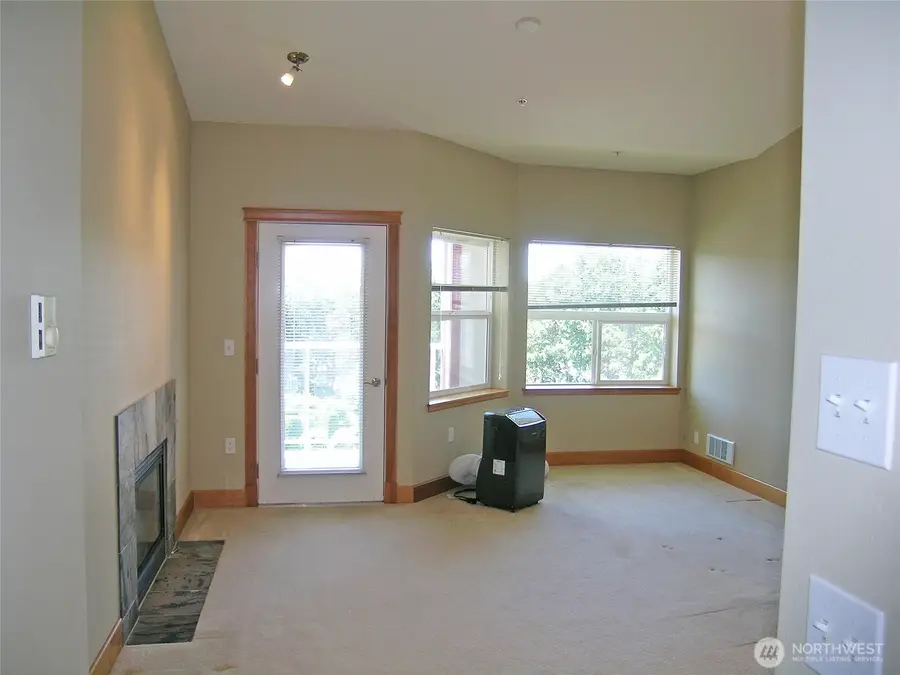 255 W Bakerview Road #401, Bellingham, WA 98226 - #3