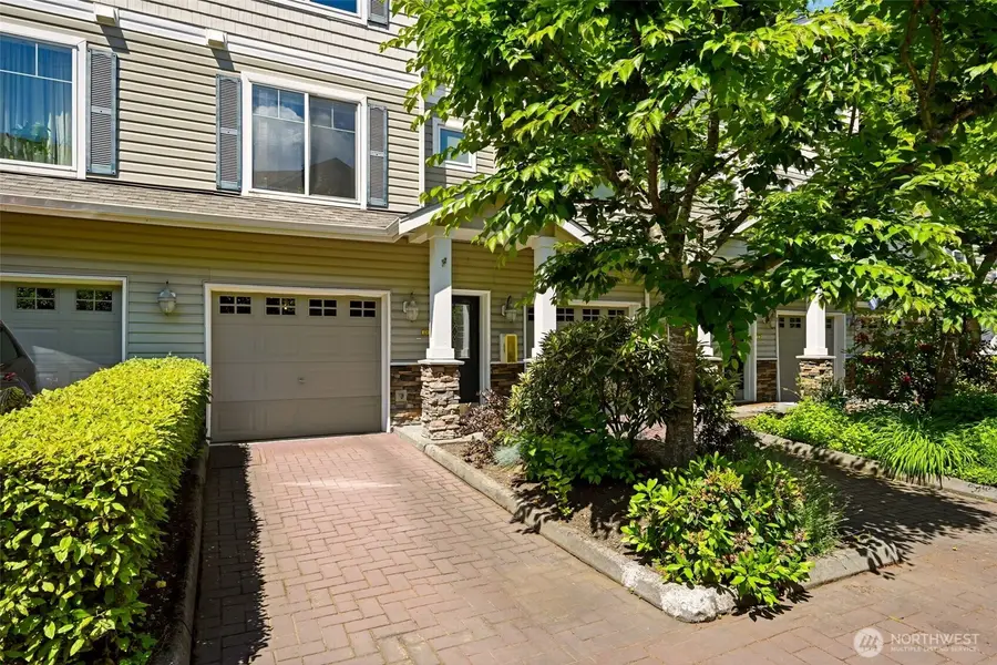 5710 198th Street Sw #D, Lynnwood, WA 98036 - #3