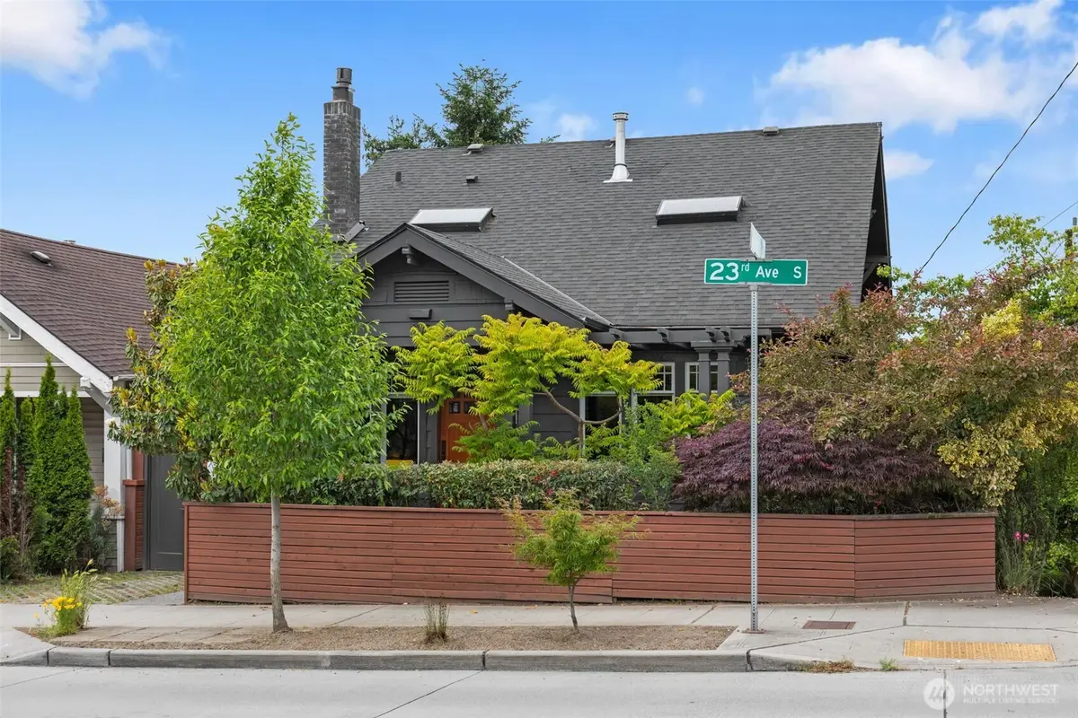 903 23rd Avenue S, Seattle, WA 98144 - #1