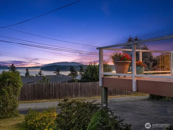 3420 W 3rd Street, Anacortes, WA 98221