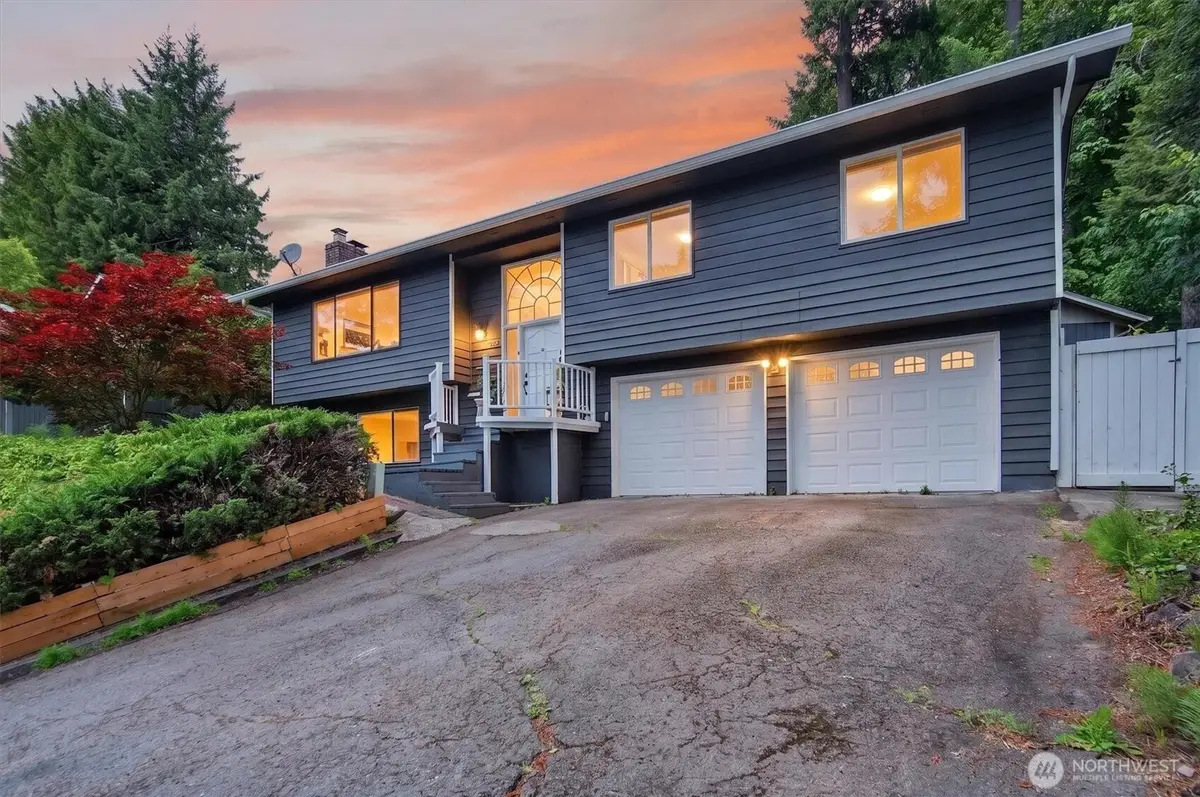 2678 Maplewood Drive, Longview, WA 98632 - #1