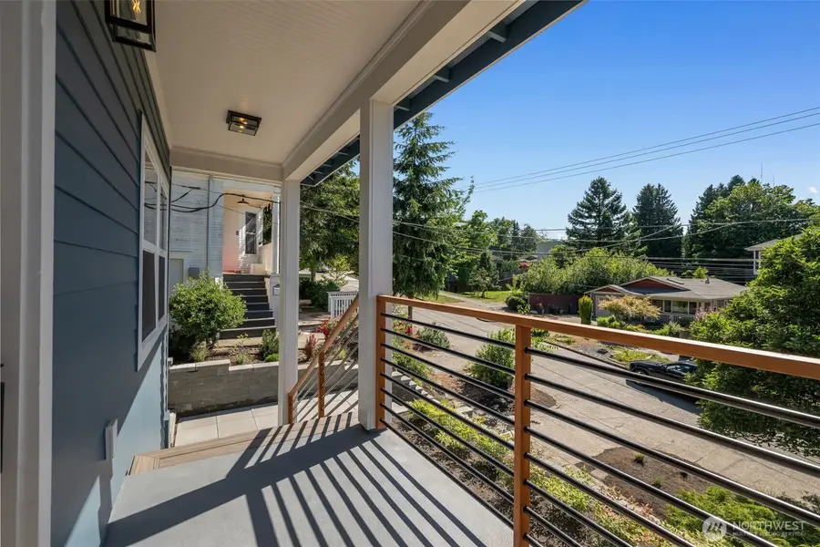 1822 31st Avenue, Seattle, WA 98122 - #2