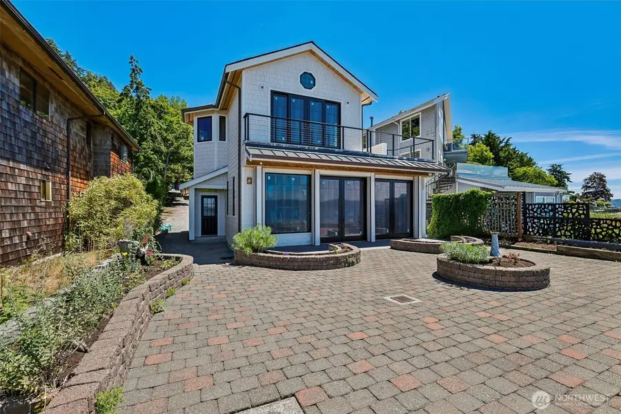 9839 51st Avenue Sw, Seattle, WA 98136 - #3