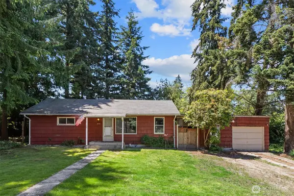 20430 52nd Avenue W, Lynnwood, WA 98036