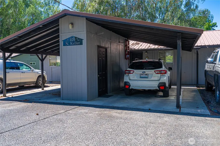 420 N Keller Avenue #A & B, East Wenatchee, WA 98802 - #2