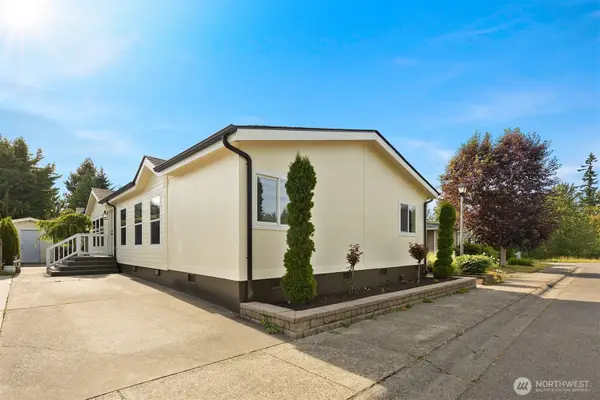 31600 126th Avenue Se #E25, Auburn, WA 98092
