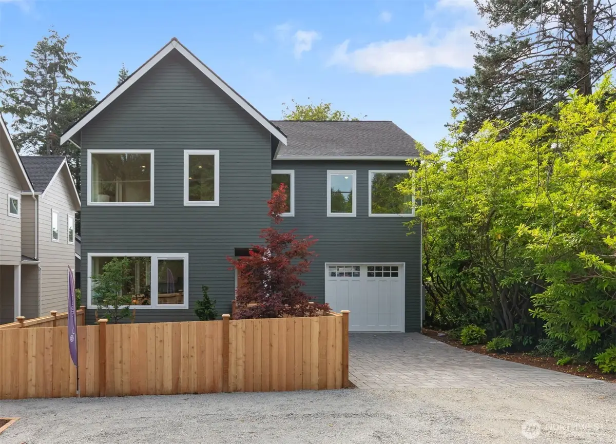 11739 40th Avenue Ne #A, Seattle, WA 98125 - #1