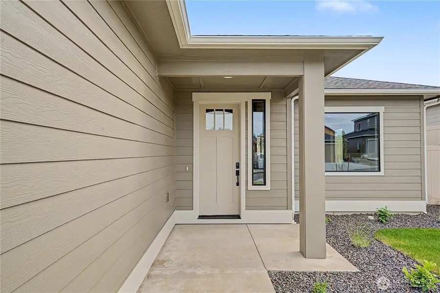 574 S Oasis Loop, East Wenatchee, WA 98802 - #3