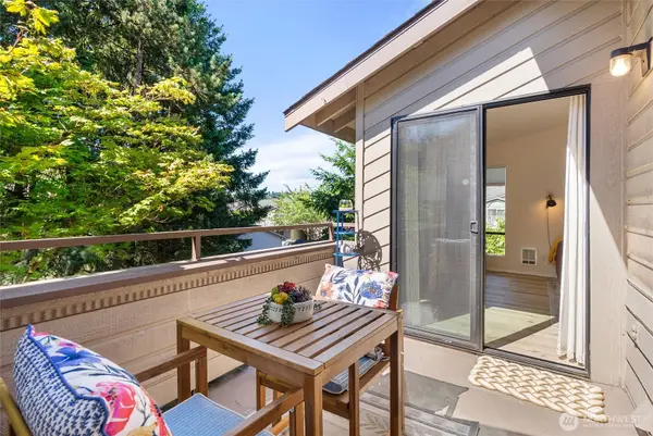 15123 Sunwood Boulevard #GG33, Tukwila, WA 98188