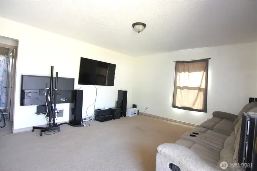 2949 Florida Street, Longview, WA 98632 - #3