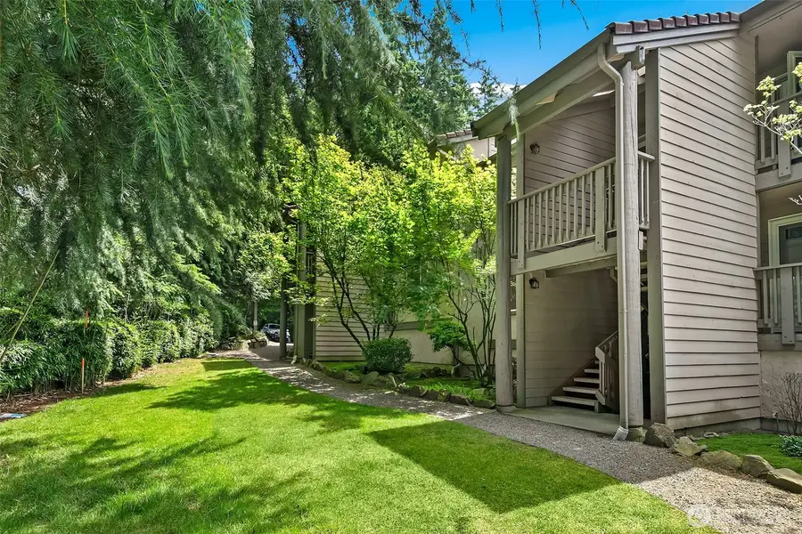 12715 NE 120th Street #C8, Kirkland, WA 98034 - #3