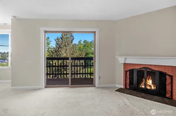 3503 S 160th Street #B1, SeaTac, WA 98188
