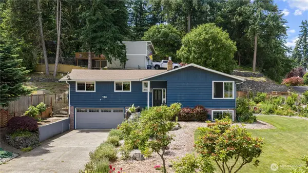 4702 69th Avenue W, University Place, WA 98466