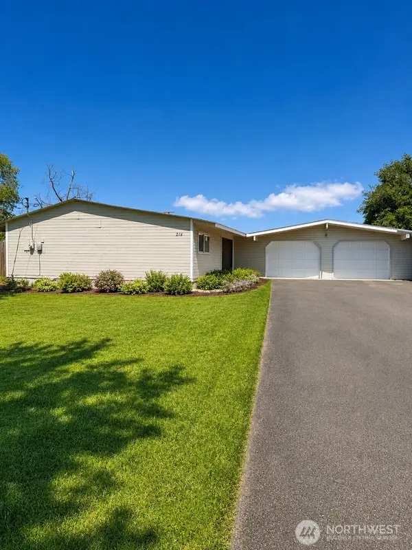 214 Carswell Drive, Moses Lake, WA 98837