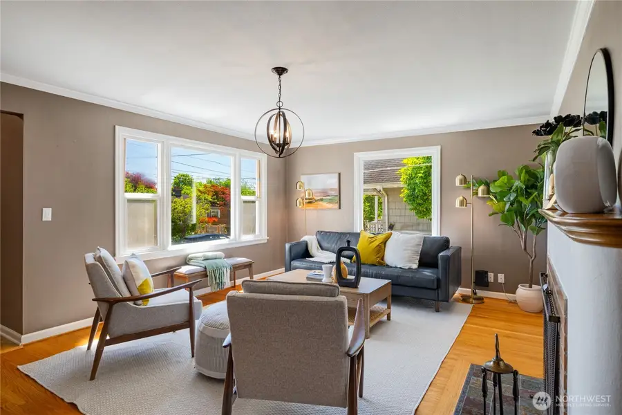 7751 Dibble Avenue Nw, Seattle, WA 98117 - #3