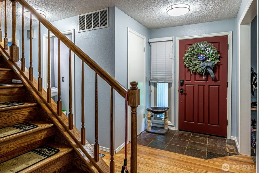 2248 Lakemoor Drive Sw, Olympia, WA 98512 - #2