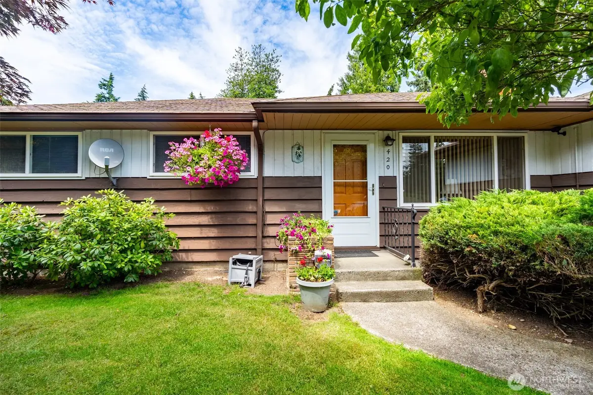 420 S 128th Street, Seattle, WA 98168 - #1