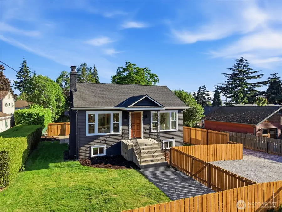 515 N 122nd Street, Seattle, WA 98133 - #2
