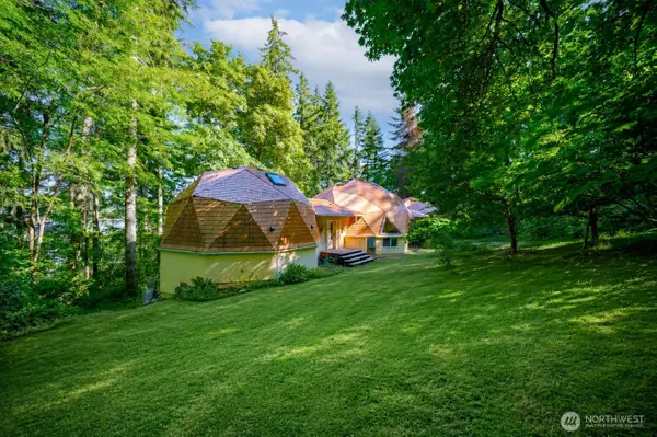 12 SE Oyster Beach Road, Shelton, WA 98584