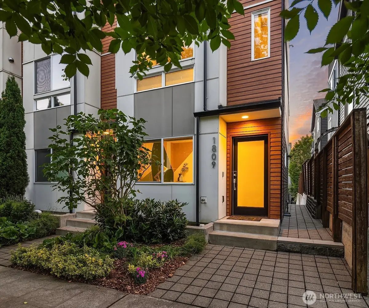 1809 13th Avenue, Seattle, WA 98122 - #1