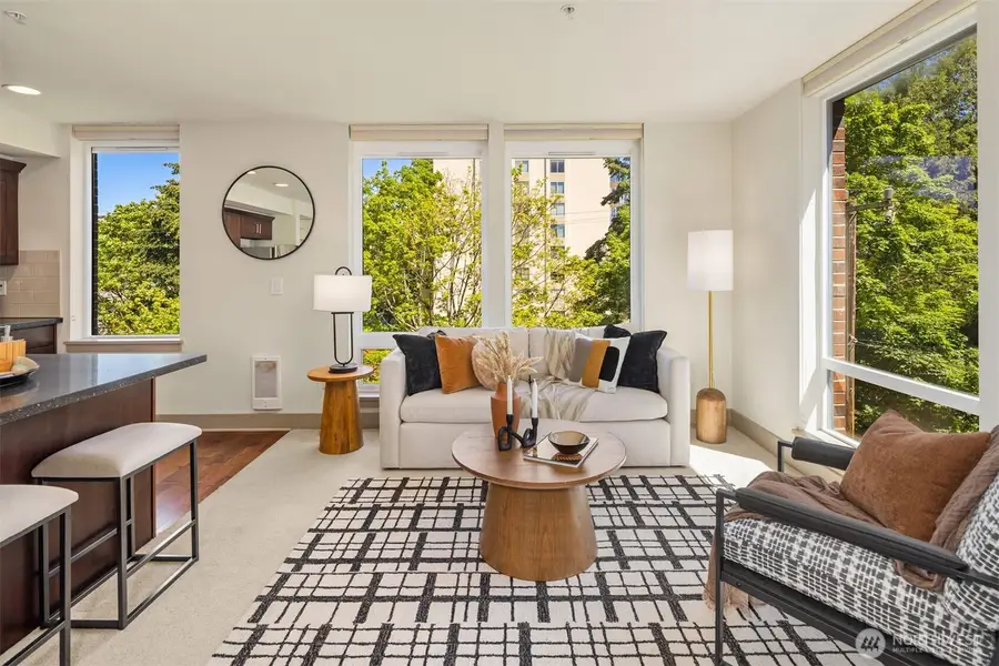 4547 8th Avenue Ne #410, Seattle, WA 98105 - #3